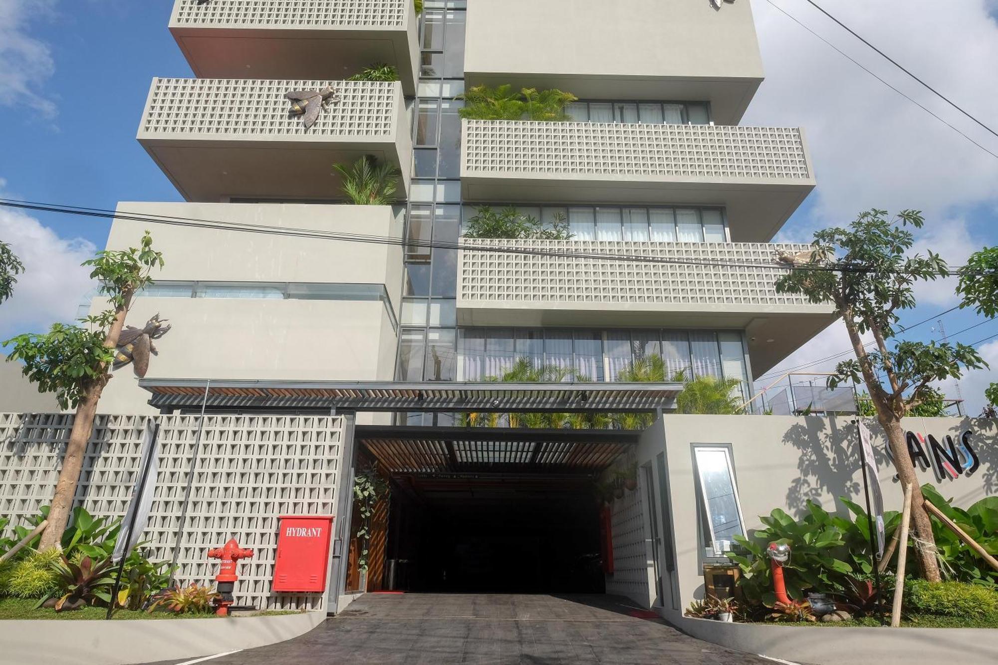 Sans Hotel Rg Living Jogja By Reddoorz Pakualaman Exteriér fotografie