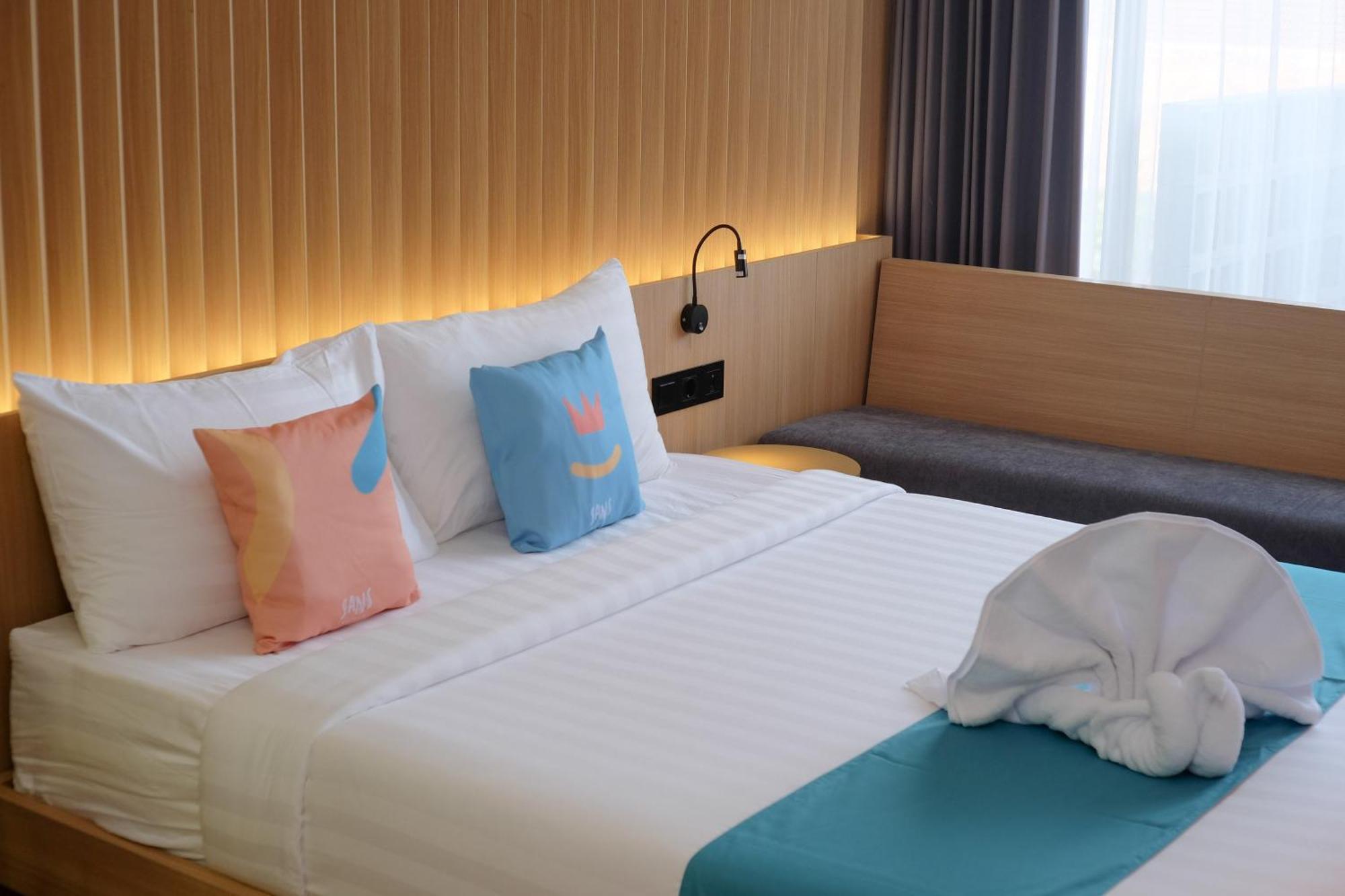Sans Hotel Rg Living Jogja By Reddoorz Pakualaman Exteriér fotografie